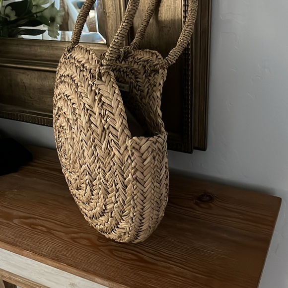REFORMATION CIRCLE STRAW TOTE BAG- Natural - Picture 5 of 10